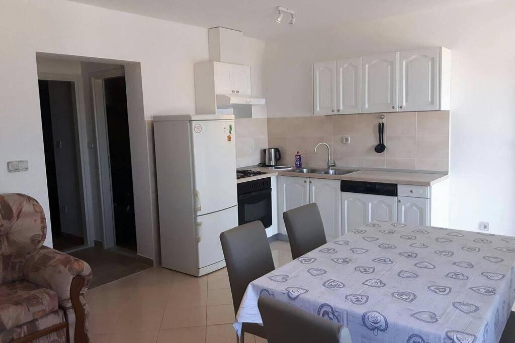 Apartman Jercic Apartment ดูกีรัท ภายนอก รูปภาพ